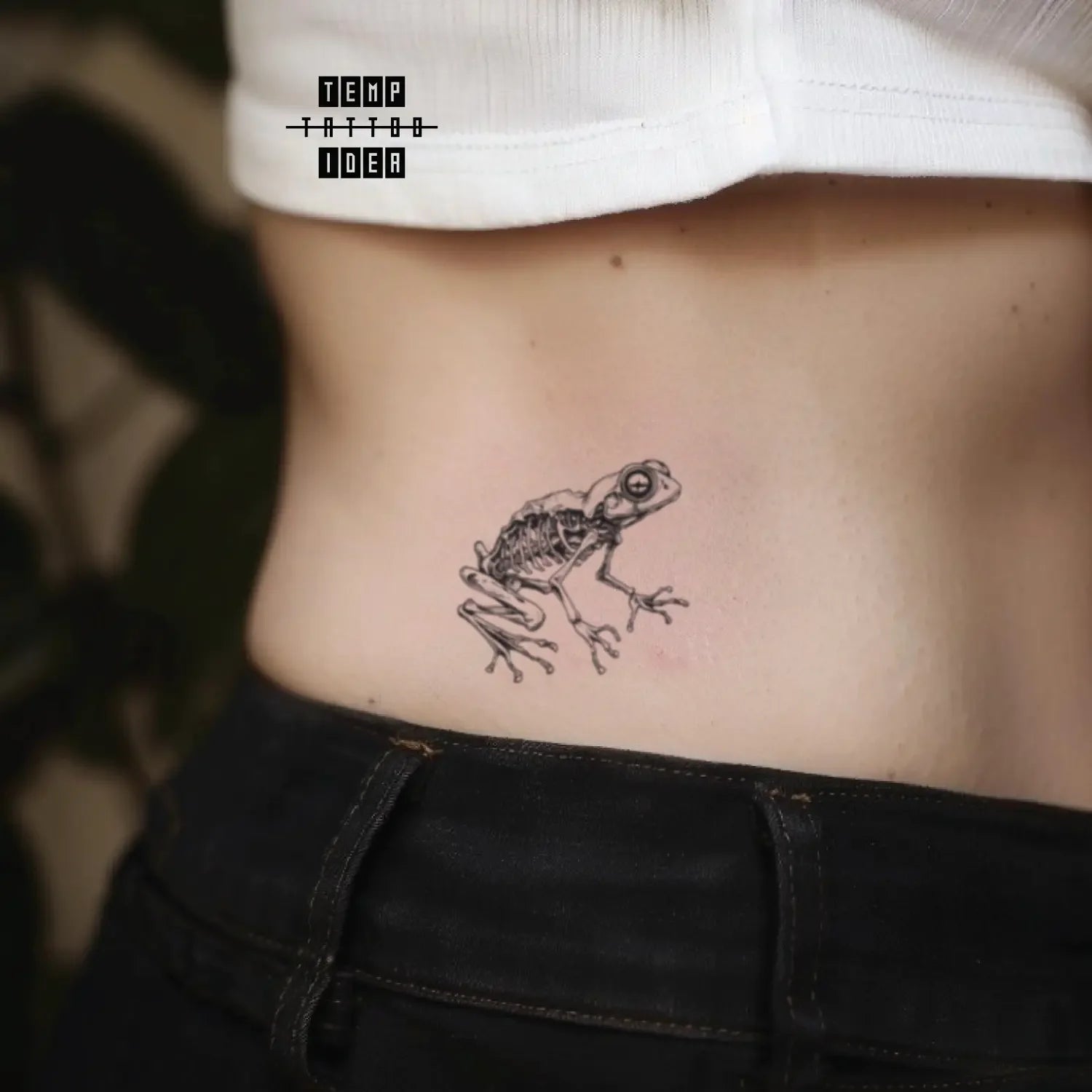 best cool simple small black white grey color outline outline frog skeleton skull symbol fake temporary tattoo sticker design idea for men and women on waist